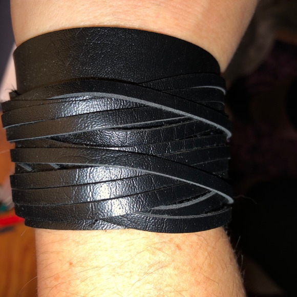🔥Leather Bracelet/Cuff Punk Rock Adj🔥 - Picture 4 of 5